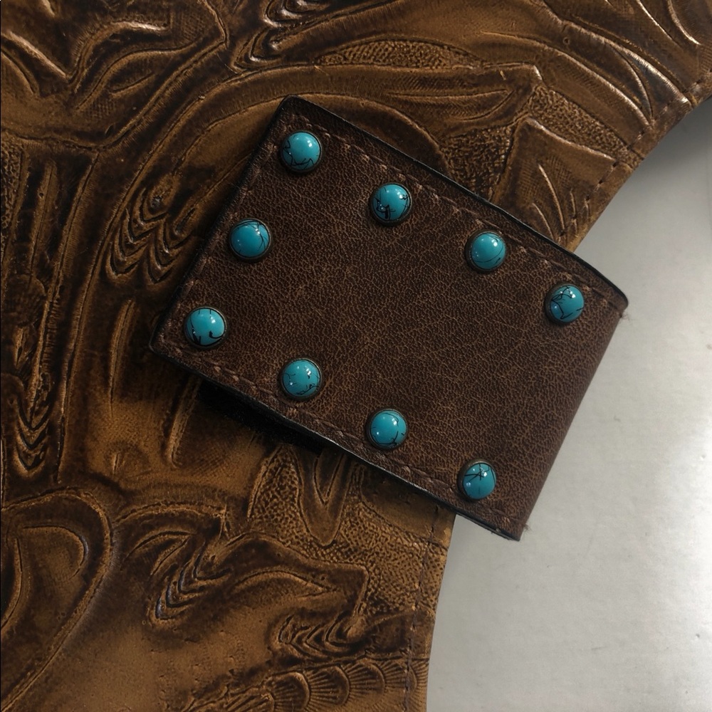Boho embossed purse - Picture 3 of 11